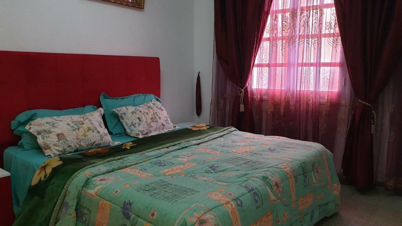 Villa Benzineb Immo Cite Khadra Tunis Exterior foto